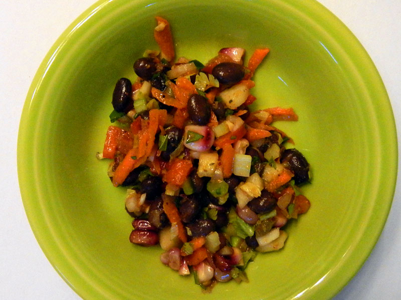 /images/black-bean-and-corn-salad/blackbeansalad.jpg